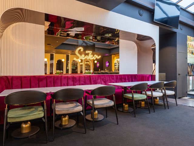 Seven restaurant 
