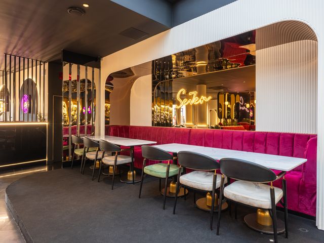Seven restaurant 